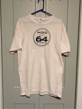 Gildan Men's White 'MGD 64 Calories' (Miller Genuine Draft) Tee